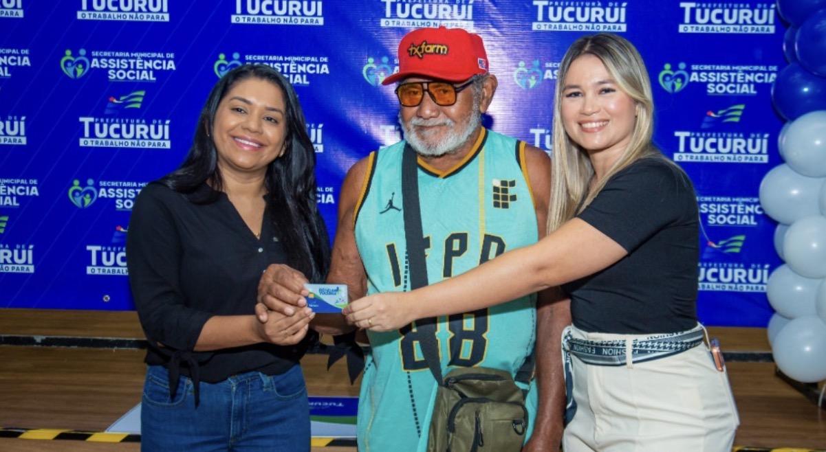Tucuruí entrega cartões do programa ‘Renda Mais’