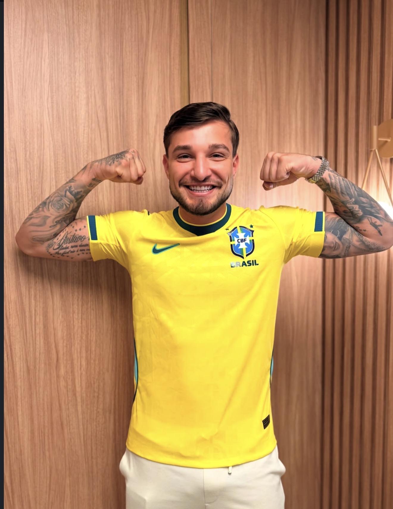 Virou moda? MC Gui aceita convite para disputar vaga de deputado federal