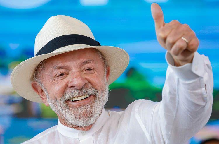 Após passagem de Flávio em Belém, Lula confirma agenda de campanha no Pará