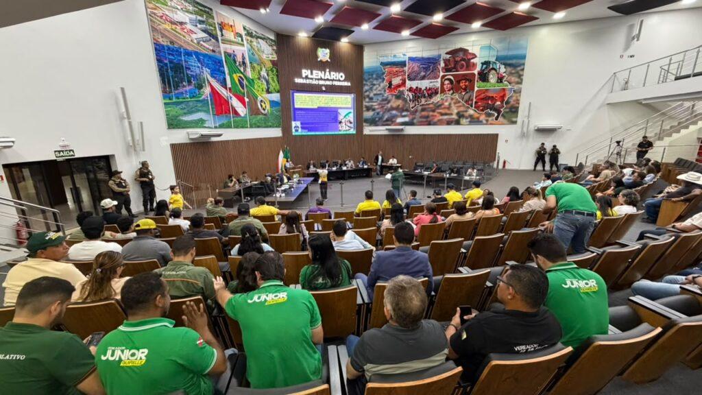 Câmara de Canaã debate infraestrutura e apoio à educação na 28ª Sessão Ordinária