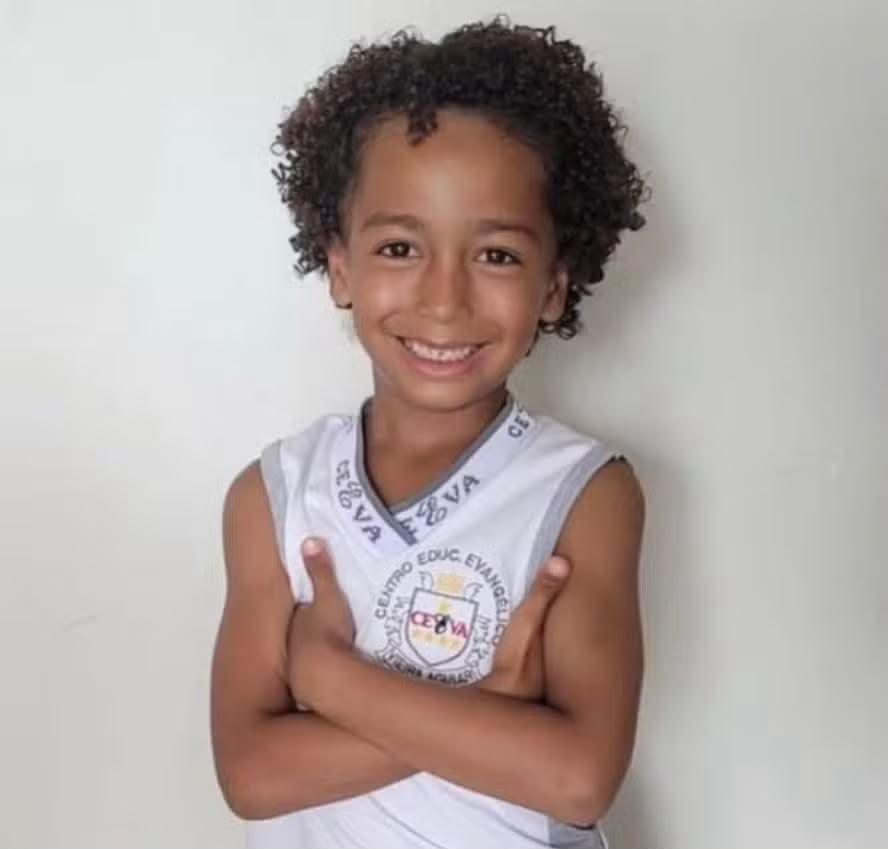 Interpol também aciona mãe de Edson Davi, menino desaparecido em praia do Rio de Janeiro