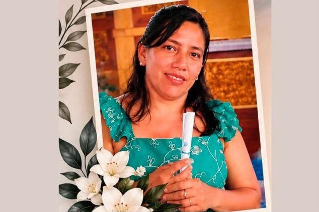Mulher morre após salvar os dois filhos durante naufrágio de canoa em Santarém