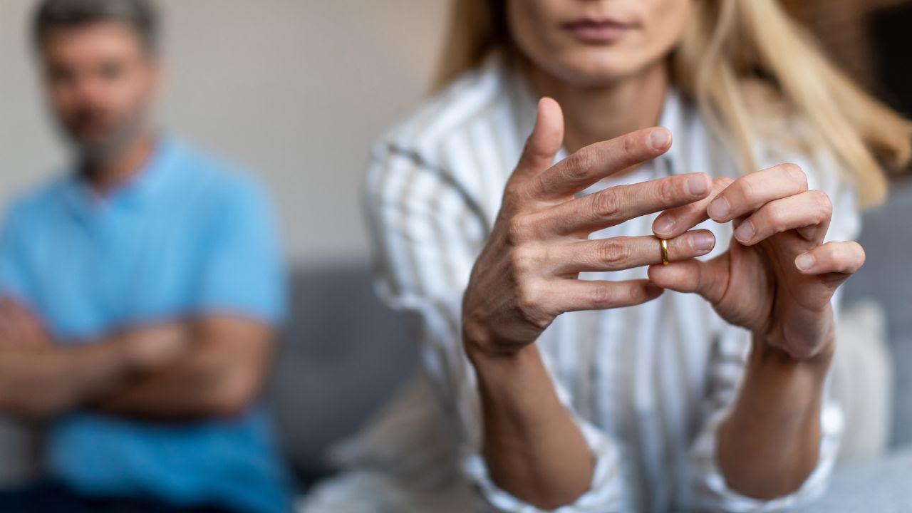 Mulher pode ter direito a bens, FGTS e pensão mesmo após o fim da relação