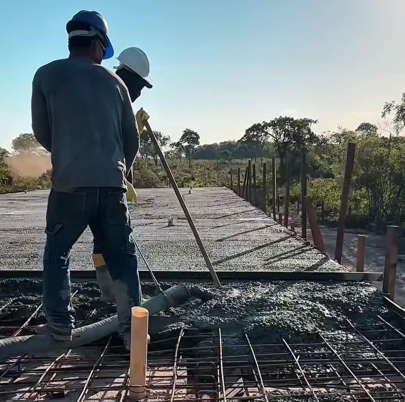 Obras da ponte sobre o rio Ribeirão de Fogo avançam em Redenção