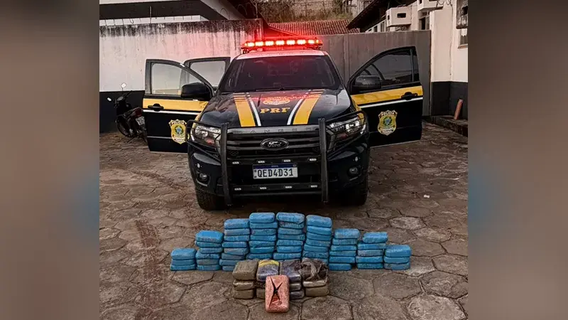 PRF apreende 80 kg de drogas na BR-230 em Novo Repartimento