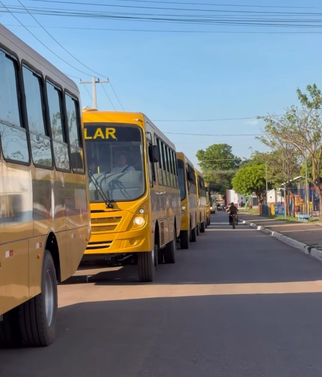 Sob a gestão de Dr. Rener, Redenção conquista nova frota de ônibus escolares