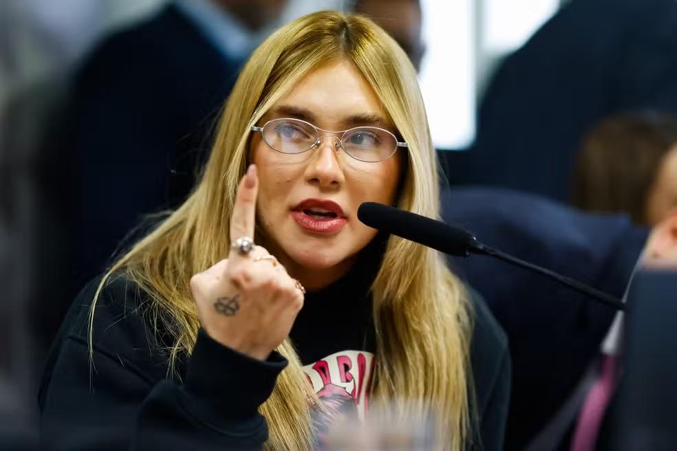 Virgínia encerra com a Blaze após contrato de R$ 100 milhões ir à Justiça