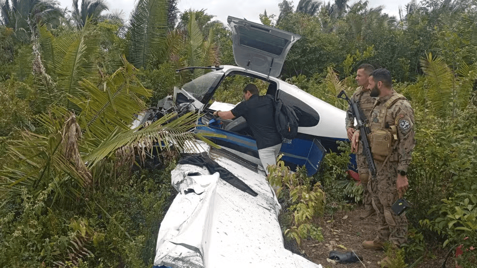Avião com cinco pessoas cai após decolar em Carutapera, no MA