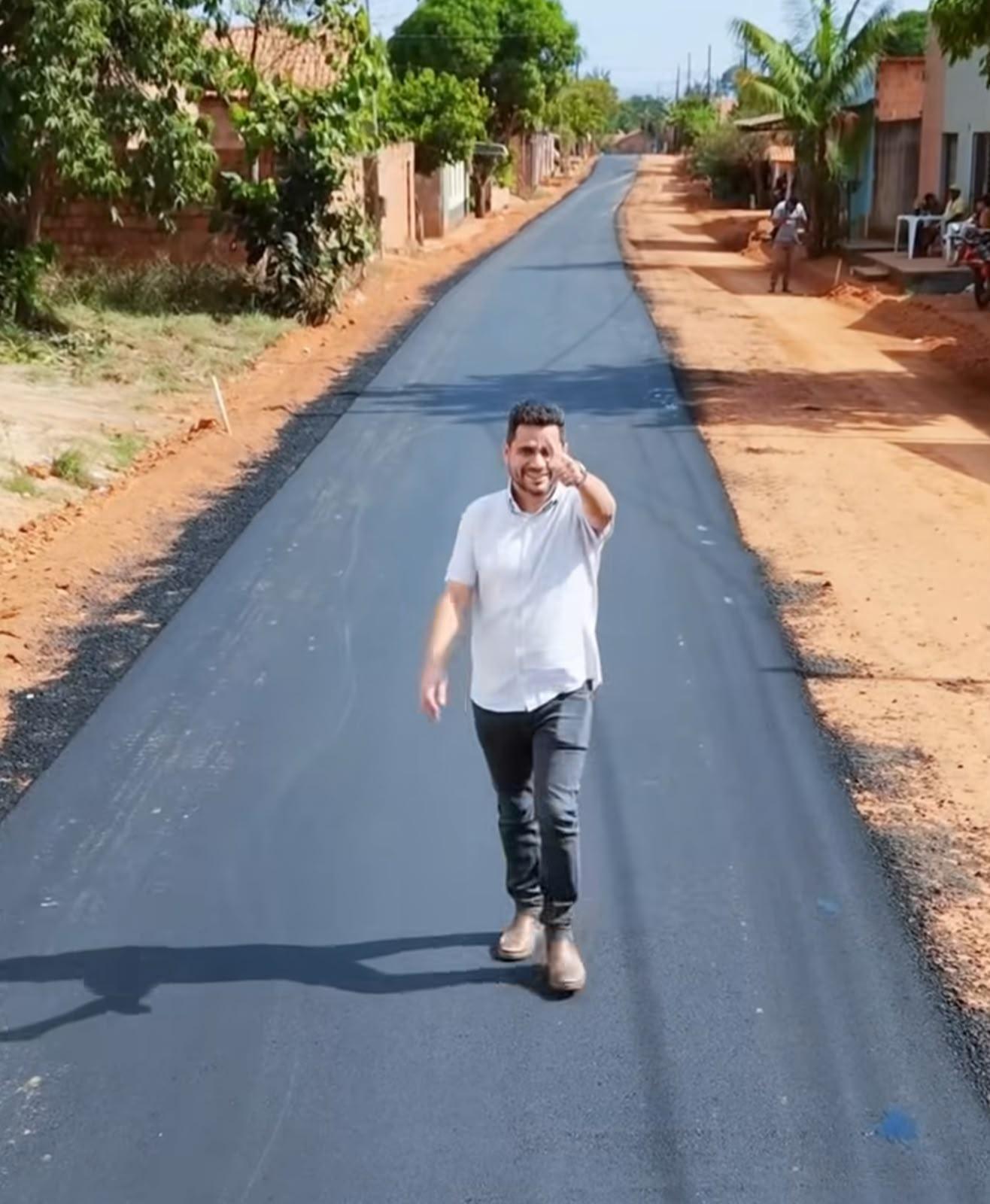 Bairro Vitória ganha 1,5 km de asfalto em Itupiranga