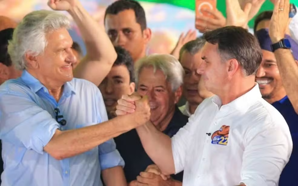 Caiado e Daniel Vilela anunciam apoio a Flávio Bolsonaro no 2º turno