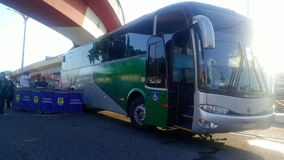 Ciclista morre após ser atropelado por ônibus na av. Almirante Barroso