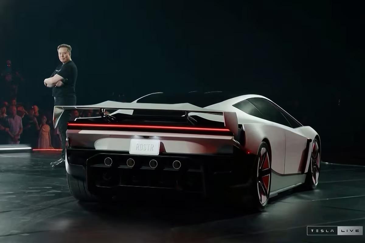 Elon Musk apresenta Roadster, o carro ‘voador’ da Tesla