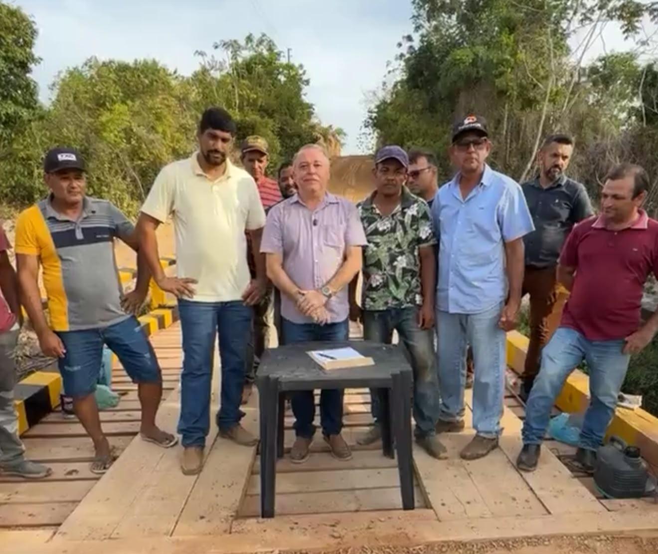 Goianésia do Pará: Russinho entrega ponte reformada e assina mais três obras