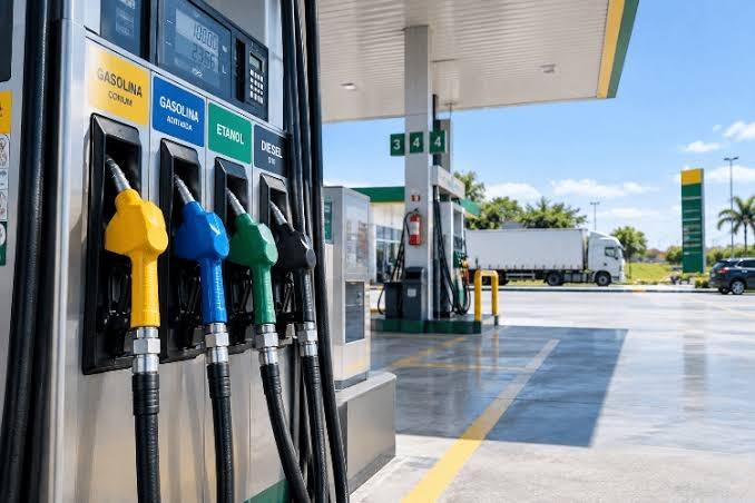 Governo prorroga desconto no preço do diesel por 30 dias