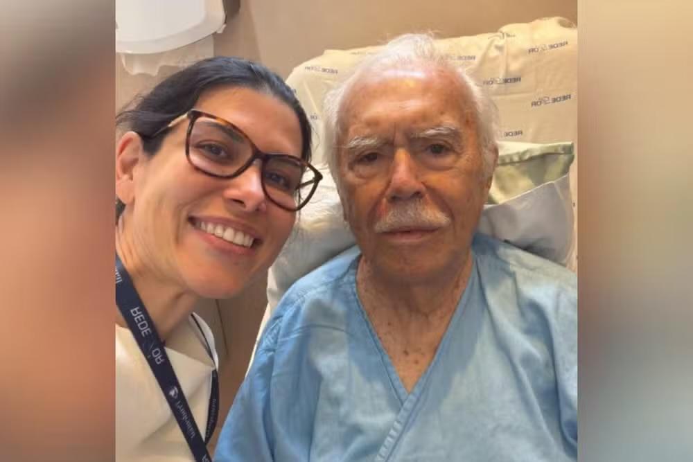José Sarney deixa UTI após cirurgia e diz que se recupera bem
