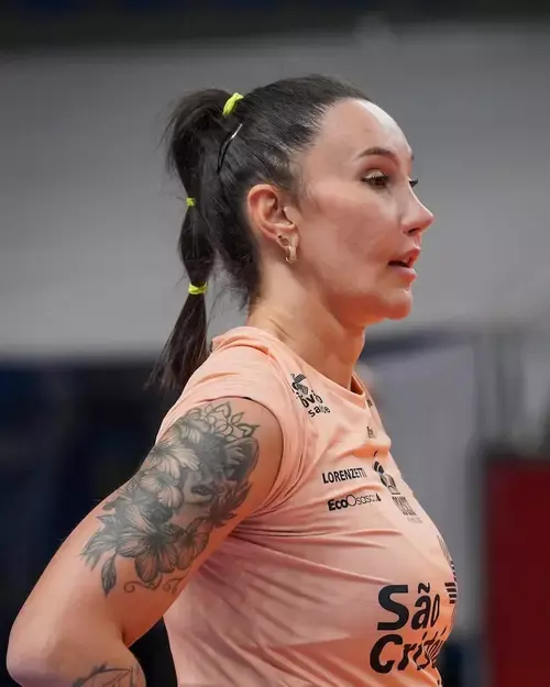 Justiça proíbe Tifanny de jogar no Osasco e veta atleta por unanimidade
