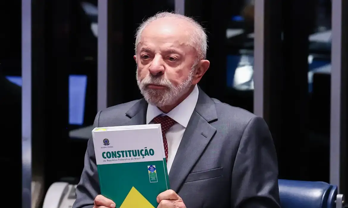 Lula sanciona lei que perdoa dívidas de MEIs e amplia limite de faturamento