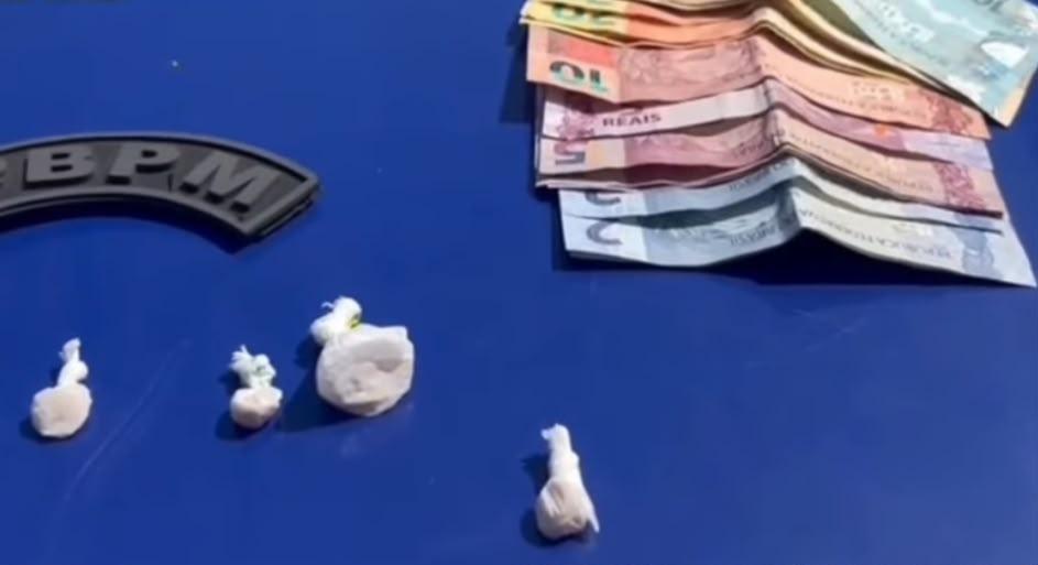PM apreende crack e dinheiro com motociclista em Araguaína