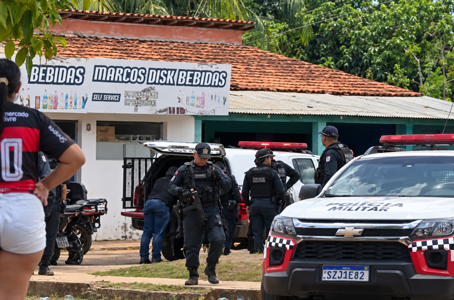 PM confronta suspeitos após série de assaltos e prende homem em Tucuruí