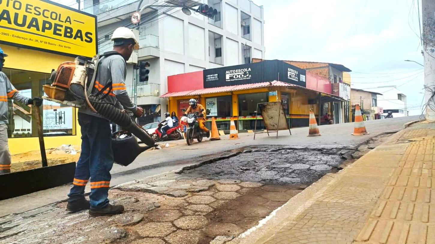 Prefeitura de Parauapebas prepara ruas para as procissões do Círio