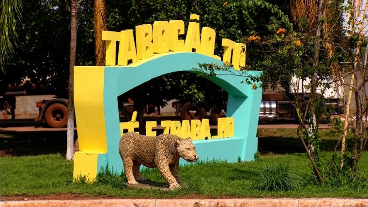 TCE multa ex-prefeito de Tabocão após alta de 107% em contratos temporários.