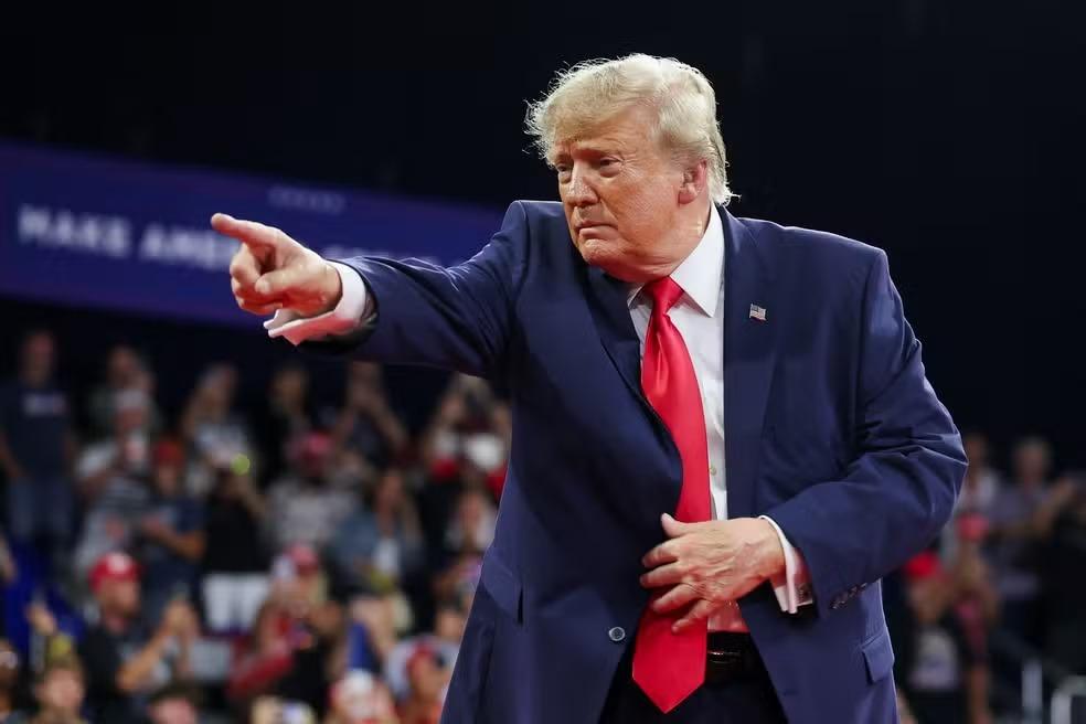 Trump oferece US$ 1 milhão por denúncias de fraude eleitoral