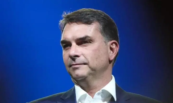 'As pautas das mulheres são as que nós defendemos', afirma Flávio Bolsonaro