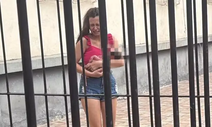 Bebê recém-nascida é achada em saco de lixo no Rio