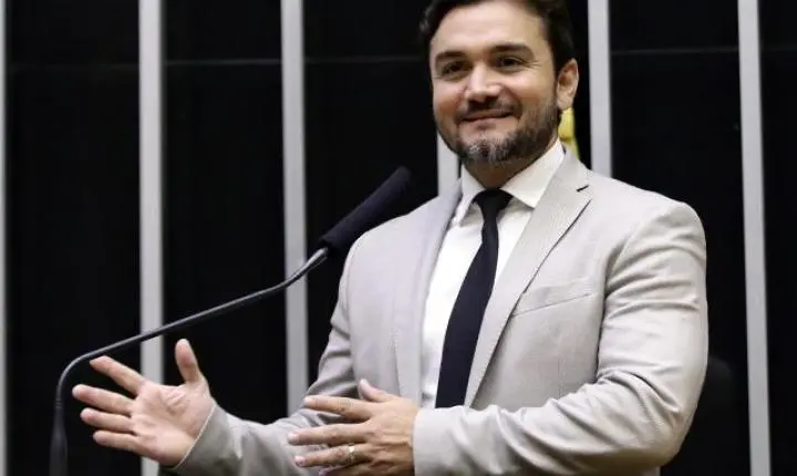 Celso Sabino vem mesmo para o Senado! PDT realiza convenção em Belém dia 23