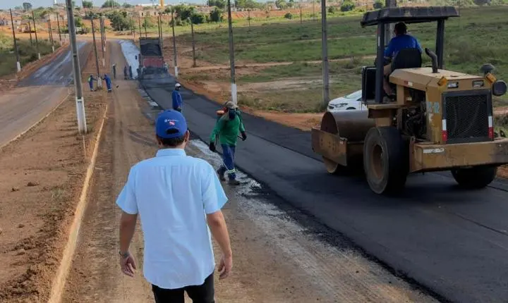 Com festa e churrasco, Godoy celebra asfalto do Cidade Nova junto ao povo de Itupiranga