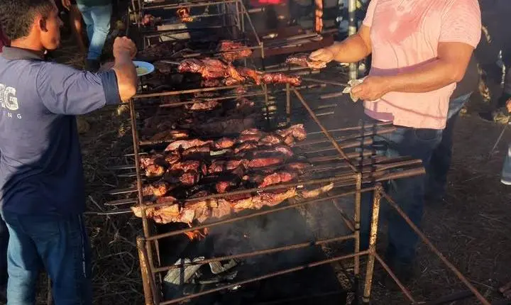 Com festa e churrasco, Godoy celebra asfalto do Cidade Nova junto ao povo de Itupiranga