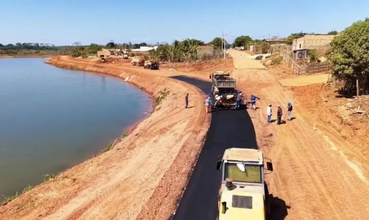 Cumaru do Norte recebe obras de pavimentação asfáltica em diferentes setores da cidade