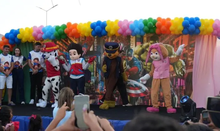 Dia das Crianças em Breu Branco presenteia garotada com mais de 8 mil brinquedos