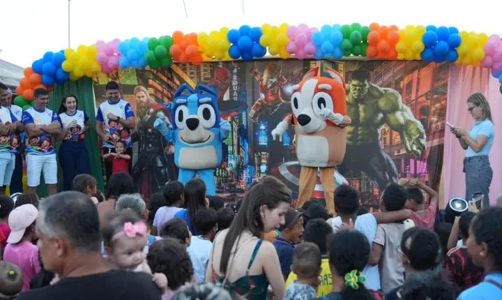 Dia das Crianças em Breu Branco presenteia garotada com mais de 8 mil brinquedos