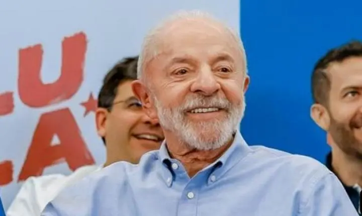 É falso que governo Lula tenha recuado sobre fim da escala 6x1