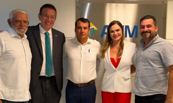 Em Brasília, prefeito Nego busca avanços para a mineração em Cumaru do Norte