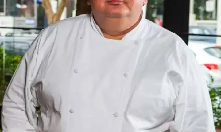 Érick Jacquin passa por angioplastia e coloca três stents após mal-estar