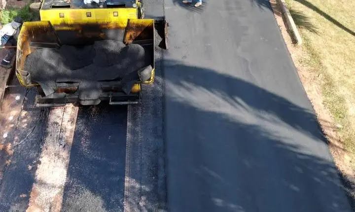 Infraestrutura avança nas ruas de Goianésia do Pará com início de obras de recapeamento
