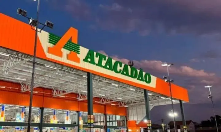 Justiça manda Atacadão corrigir condições de trabalho após vistoria encontrar fezes e produtos vencidos no TO