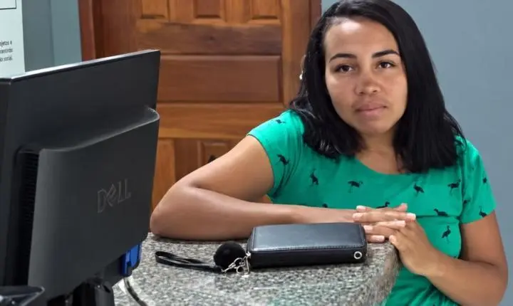 Mulher conhece homem pelo TikTok, empresta moto e celular e fica no prejuízo no MA
