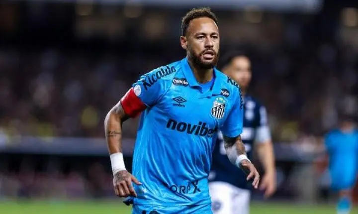 Neymar se envolve em confusão com dirigentes do Remo após classificação do Santos