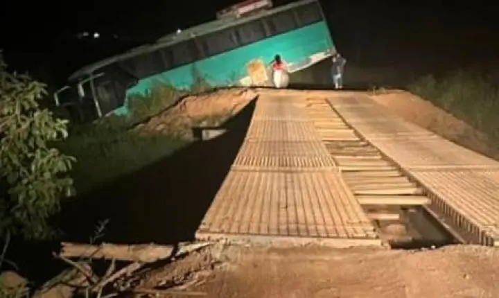 Ônibus sai da pista durante viagem de São Félix do Xingu para Taboca