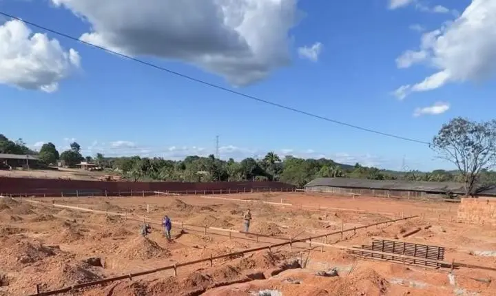 Prefeitura de Pacajá avança na construção de escola de tempo integral com 13 salas de aula