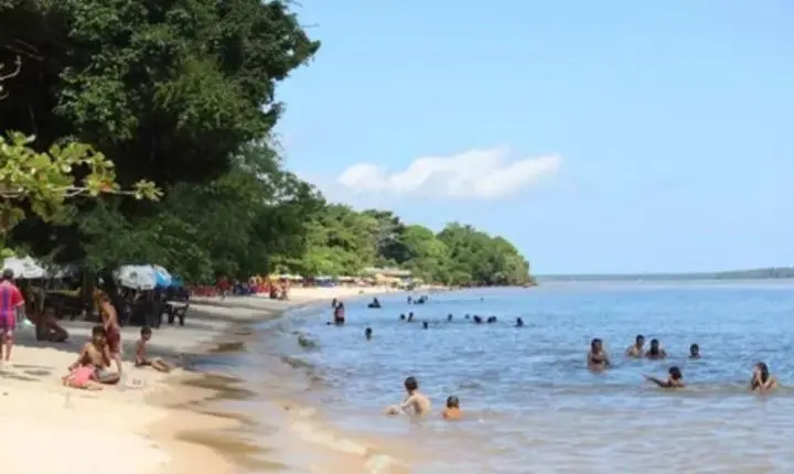 Quatro crianças se afogam em praia de Mosqueiro, em Belém