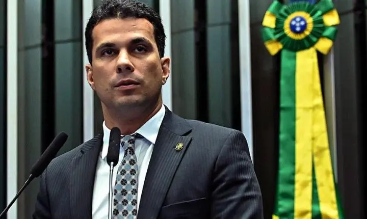 Senador Irajá desiste de disputar a reeleição no Tocantins