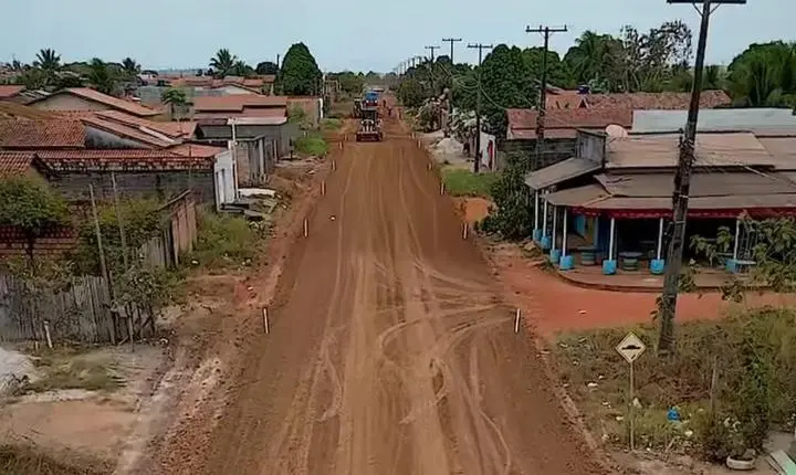 Terraplanagem avança em cinco bairros de Goianésia do Pará
