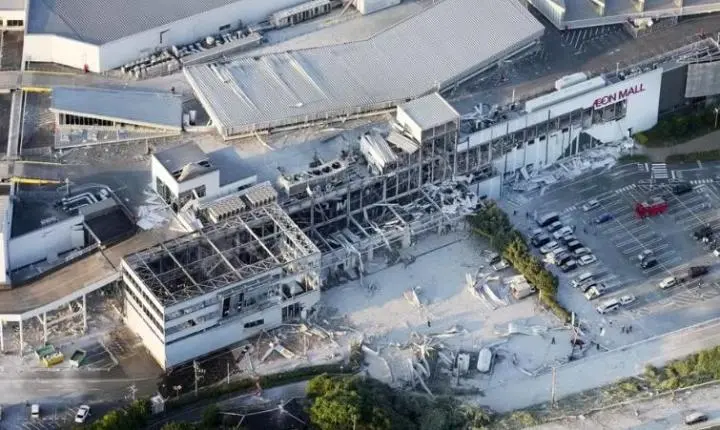 Terremoto no Japão interrompe cirurgia e médicos protegem paciente durante tremor