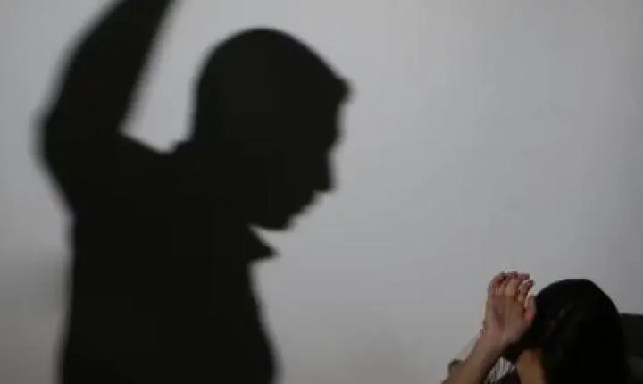 TSE barra candidaturas de condenados por violência doméstica