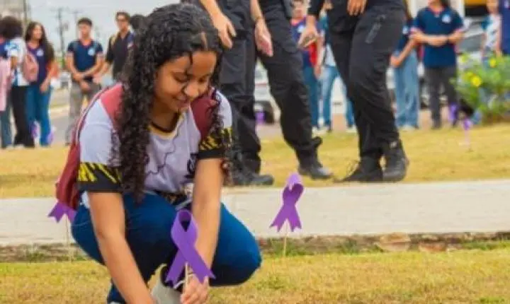 Tucuruí planta laços em ação de combate à violência contra a mulher