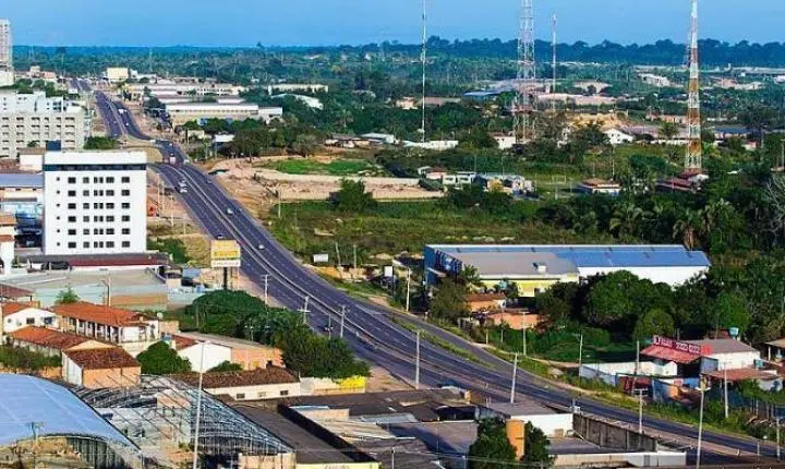 Uber e 99 recebem multa de R$ 98 mil em Marabá
